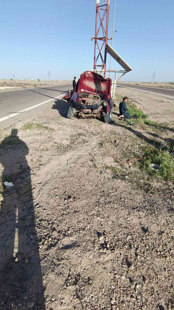 السلام عليكم
اخوان سيارة للبيع ع وظعها او تفصيخ محركها ممتأذي بي تفرعات بسيطه متأذيه  
رقمها انبار بأسمي للتواصل *********** متوفر واتساب
