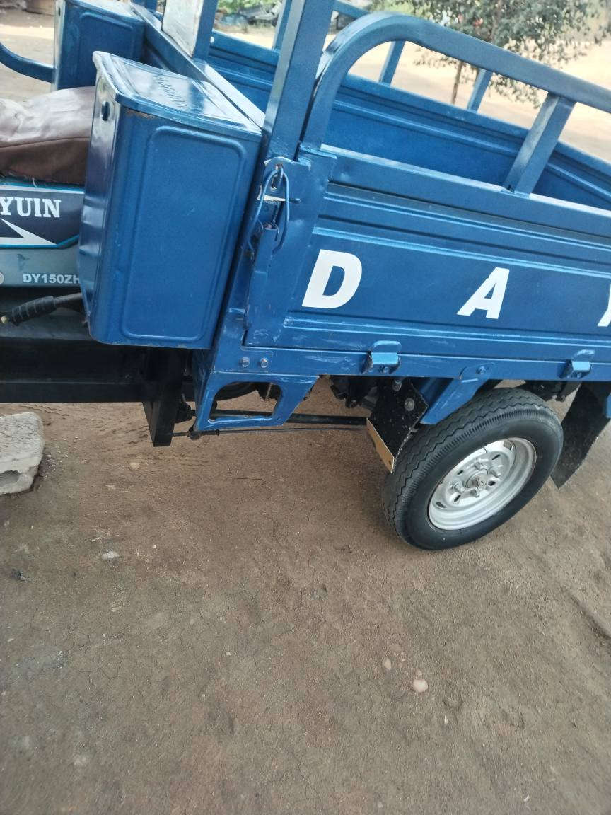 سلام وعليكم ستوته البيع موديل 2017 محرك 2025 اوراق اصوليه معمره 25 فول تعمير سعر 1800وبيه مجال مكان واسط  العزيزيه ***********
