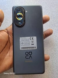 هواوي نوفا 10 برو • 8/256 • بصمة بالشاشة