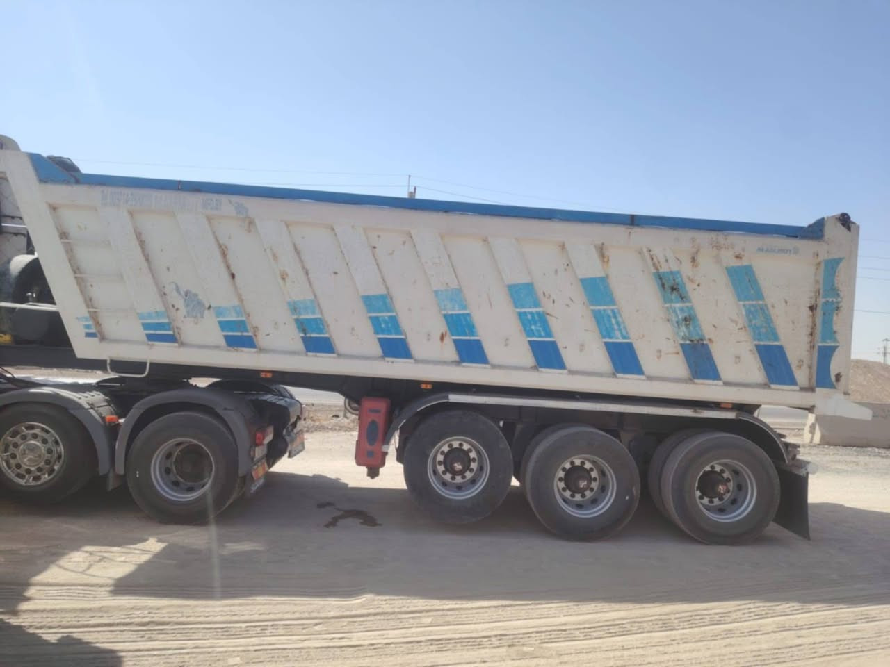 عربانه ماكنيسان2014 مكفولة ذرعه 27 بلاد تخم تاير الاتصال***********
