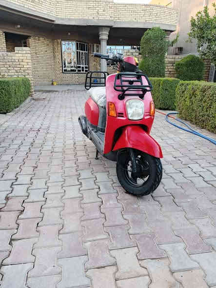 سلام عليكم دراجه ماكس بوليس للبيع دراجه جديد بمعنى الكلمه الدراجه الكهربائيه كله كامله ما بيهه اي نقص ترايك وين متريد الدراجه بلاديه وختم واحد ويه المحرك الدراجه عليه زوج سيبايه مآل جنبزه وعليهه امبي ثري ويشتغل نشره همات الدراجه مكينه تخبل وناعمه 
وشلعه قويه الدراجه نكره بكل وقت شوكت ما تريد سلف وهندر 
السعر 700 وبيهه مجال لسراي 
المكان بغداد المحمودية 
رقمي *********** ومتواجد واتساب أيضا
