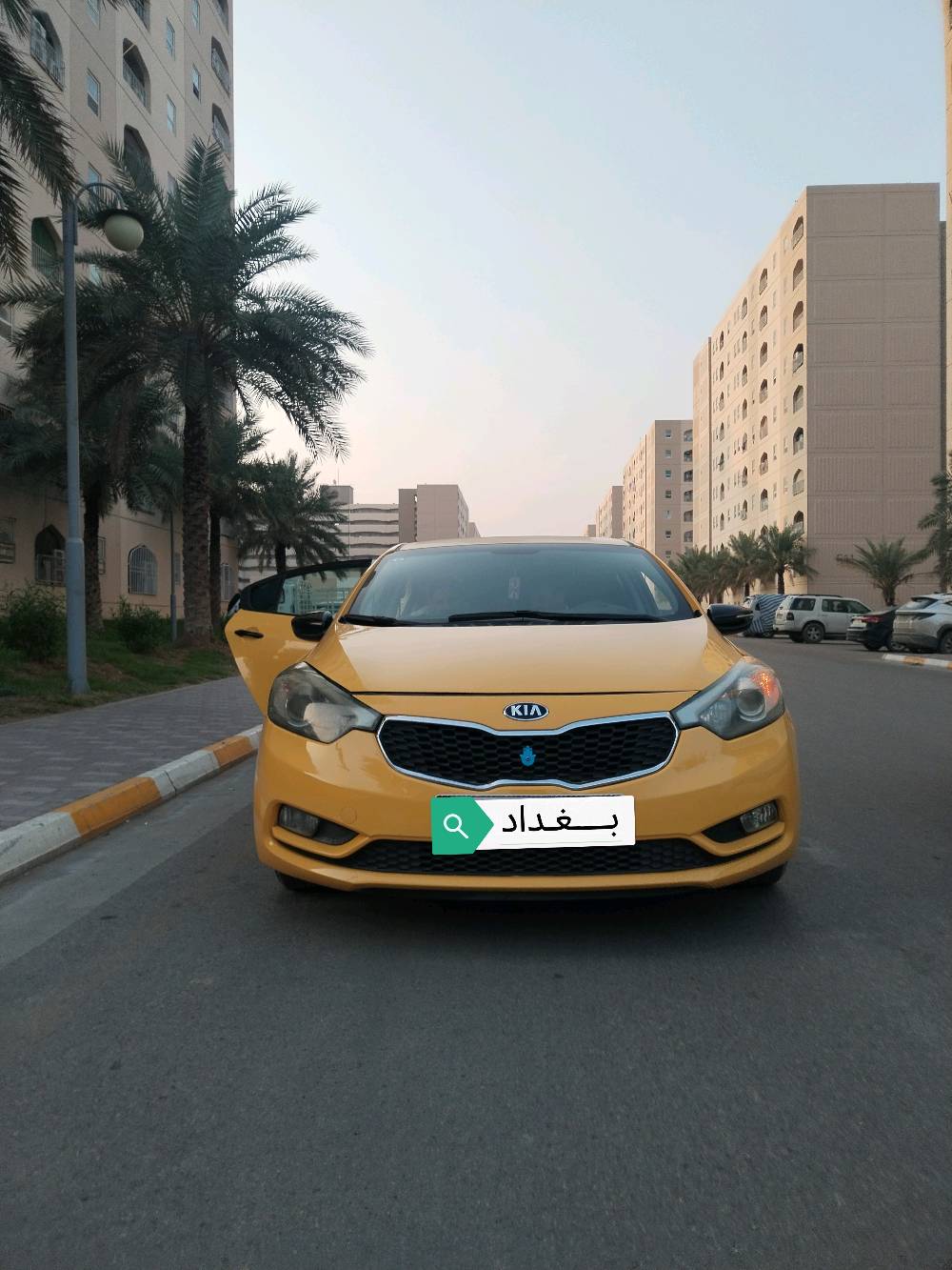 🚗 كيا فورتي 2015 - وارد أمريكي (للبيع أو المراوس) 🚗
​
​المحرك (المكينة. 1800)

​(الكيرAT)

(حادثه جاملغ الايسر الامامي+ تبديل البنيد) 

​المنشأ: وارد أمريكي (السيارة ملامحها نظيفة وجاهزة).
​✅ المحرك جديد: 
​✅ الحدادة والكهربائيات: مكفولة وشغالة 100%.
​✅ التبريد: شغال وممتاز 
​
(دوشمه+طخم تاير جديد). 

<ڪامره>. 
​
💰 السعر المطلوب: 113 ورقة (شدة و13 ورقة).
🤝 المجال: السعر بيه مجال بسيط .. 
🔄 المراوس: أرغب بالمراوس مع فورتي موديل 2019 أو 2020 (حصراً) مع دفع الفرق.
​للتواصل والاستفسار:
📞 رقم الهاتف: [***********]
📍 المكان: [بغداد]
