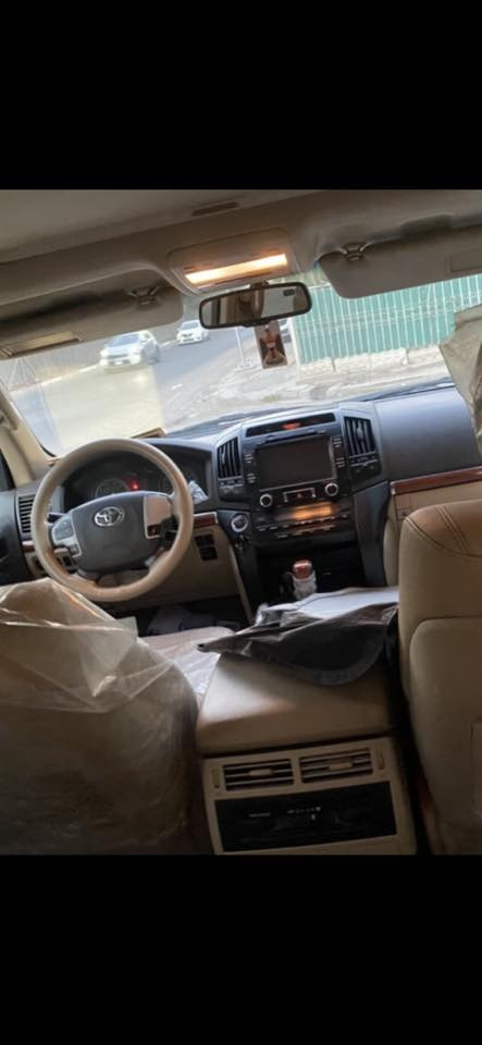 السلام عليكم للبيع موديل 2013مكينة 6 العنوان بغداد السعر 340اي استفسار على رقم ***********
