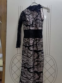 فستان • قياس ٣٤ • ابلاش