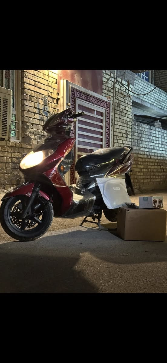 سلام عليكم سكنس فحل نوزل للبيع ***********
عنواني بغداد البلديات 
المكينه كفاله ما عدا مسلفلسه ول نوزل تعبان 
دراجه حلوه وكشرها حلو 80/100  مستعجل علا بيعتها 
550 الف وبيها مجال وسهله مستعجل جدا جدا
