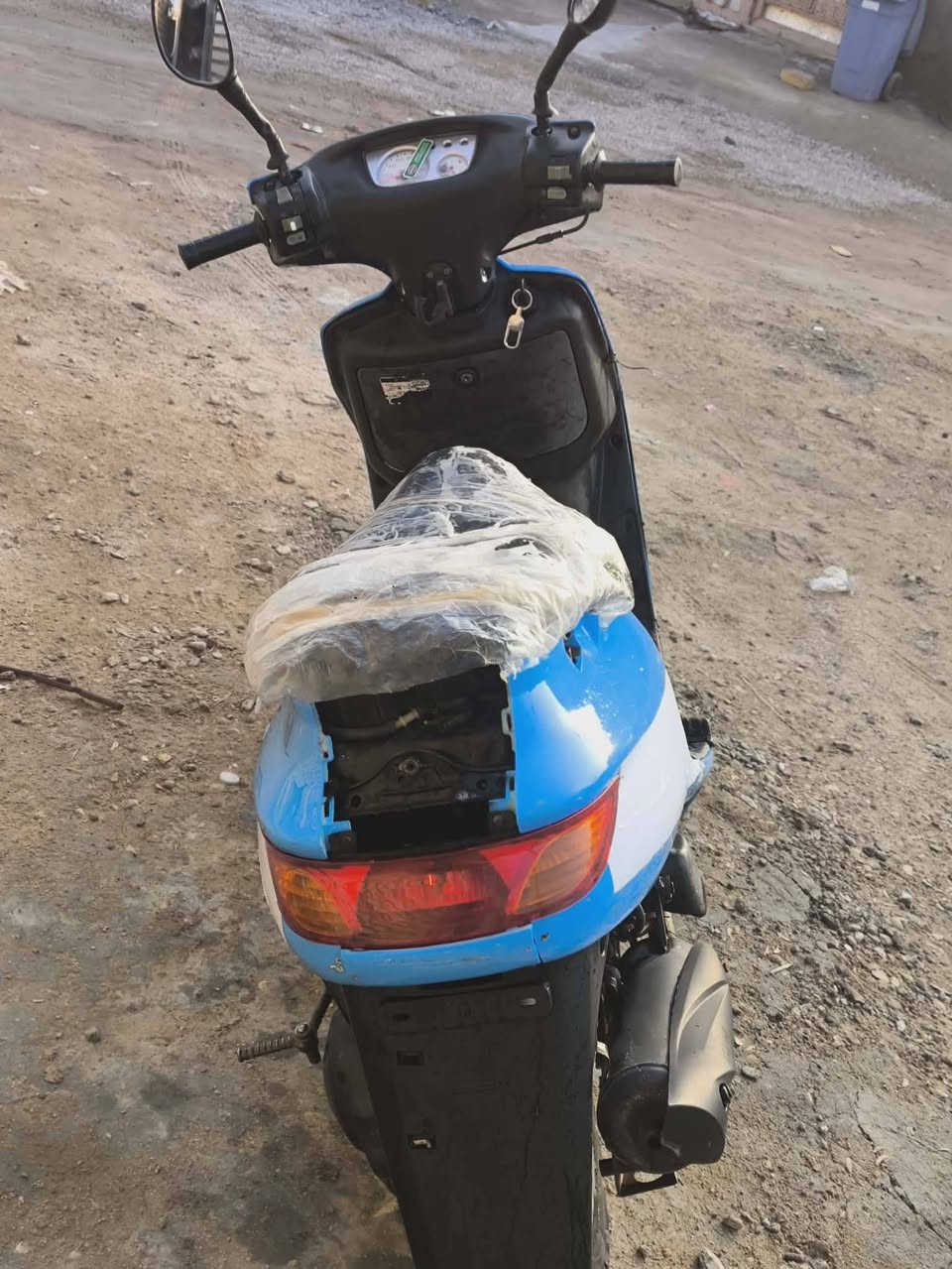 السلام عليكم فراشه نثيه مكينه ناعمه كهربائيّات شغاله لايت امامي اشاير بك لايت هورن سلف عوزه بس باتري مكينه مبدل بيهه بس ولفات كفرات سودات كامله عوزهه بس سبايد وباتري سعر 325 *********** واتساب او اتصال مكاني ديوانيه حي الفرات
