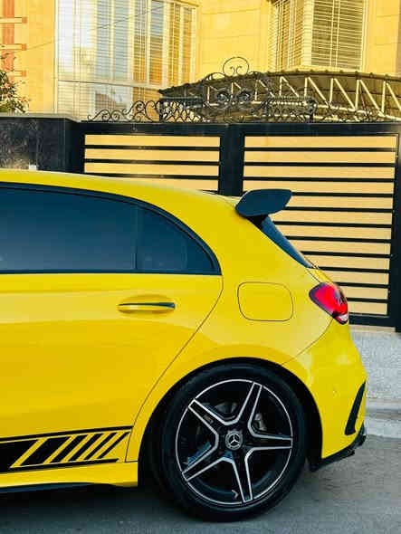 مرسيدس A180 2019 
فول فول مواصفات بصمه شاشه متصله 
لايت عدسه 
انضمه قياده 
شاشه لمس 
داخل 64 لون 
ويل 18 اصلي 
بدي كت 45 
احزمه صفر 
ماشيه 52 الف
(بدون فتحه) 
السياره نضيفه وجاهزه كير ومحرك بلاديات 
بدون نقص جاهزه 
وارد المانيا ضمان دولي 
بيها صبغ شبر بالجنطه بدون حادث بدون ايرباك 

***********
ياسر الراوي

مكانها حي الجامعه
