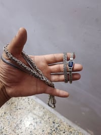 قطع جددمال محتاج زناجيل 2وسوارات2 للبيع توصل وياي خاص 07712154471