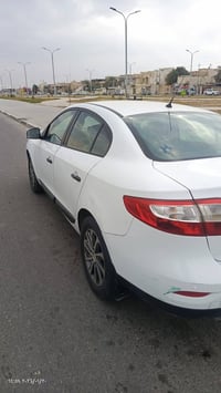 رينو فلونس ٢٠١٣ مكينه وكير  مكفولات سياره جاهزة من كلشي شاشه وحساسات و...