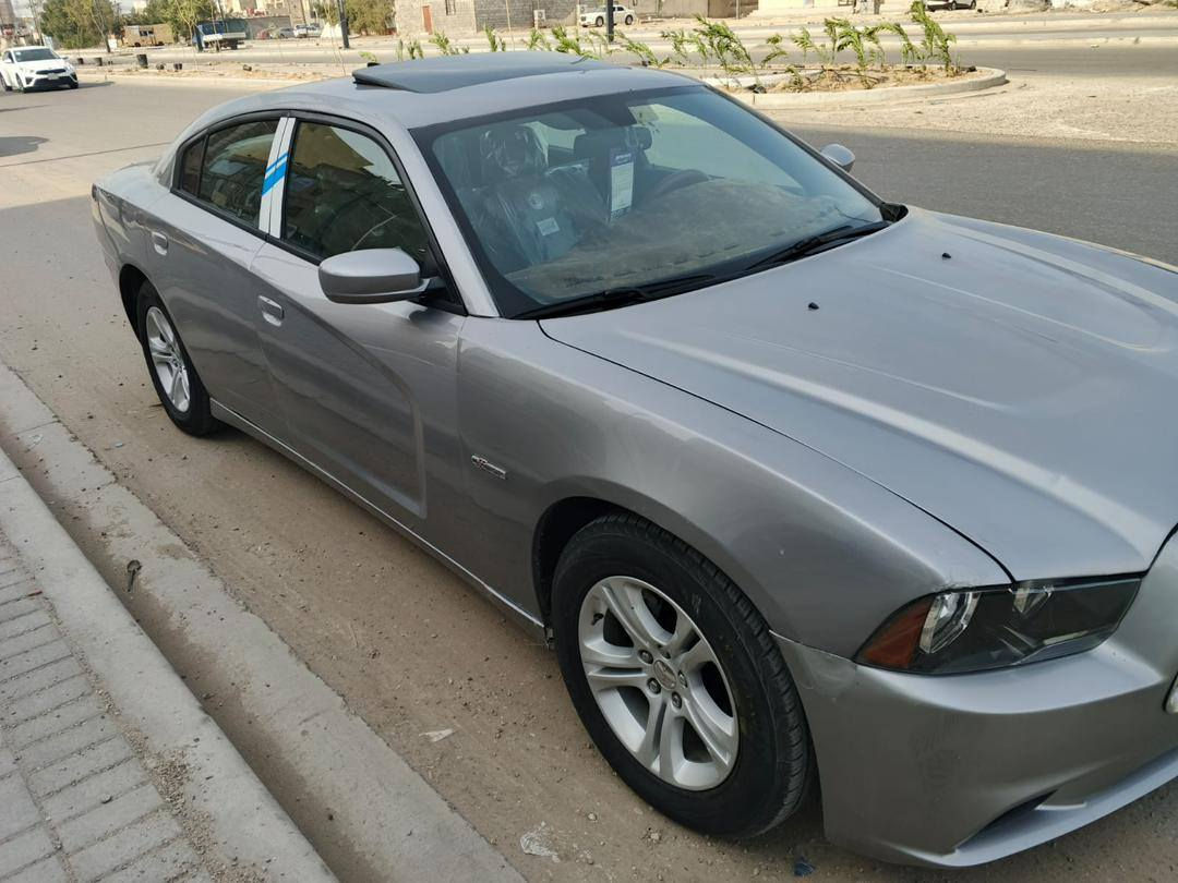 السلام عليكم دخول جديد للبيع ومراوس  رجاء موشراي لتتصل بيع ومراوس
دخول جديد  كصه جنطه   
جارجر 2014 اصل 
لون فيلي   
منضومه زنون كامله 
فول مواصفات 1/1 تشغيل عن بعد
متومه شمالي  أرقام وسنويه  طبق الأصل 
نضافه 100/100
مكينه كير اكسل كفاله
مكينه 3600
كير كفاله 
شاشه جبيره 
مسجل دمام 9سماعات
كشن كهربائي +تدفئه
فتحه فوول للخير 
تبريد ثلج منضومه جديده 
مثبت سرعه
نضافه كشر 100
نضافه داخل 100
حجر بيئة موجود بلادي
تخم تاير جديد
سعرها 60 وبيه مجال  
سياره خير من الله الف ما ذب عليه
مكان سياره بصره  
*********** واتساب فقط
