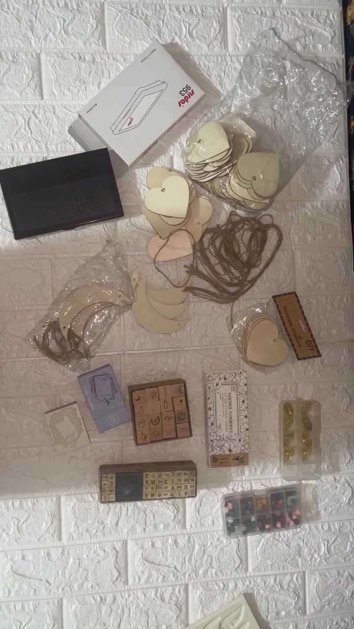 مجموعة اختام من شي ان جديدات مع أدوات اخرى للأعمال اليدوية السعر ٢٥ مع توصيل


**إذا كنت صاحب هذا الإعلان وتريد حذفه لأي سبب، رجاءا أرسل رسالة إلى الدعم الفني**