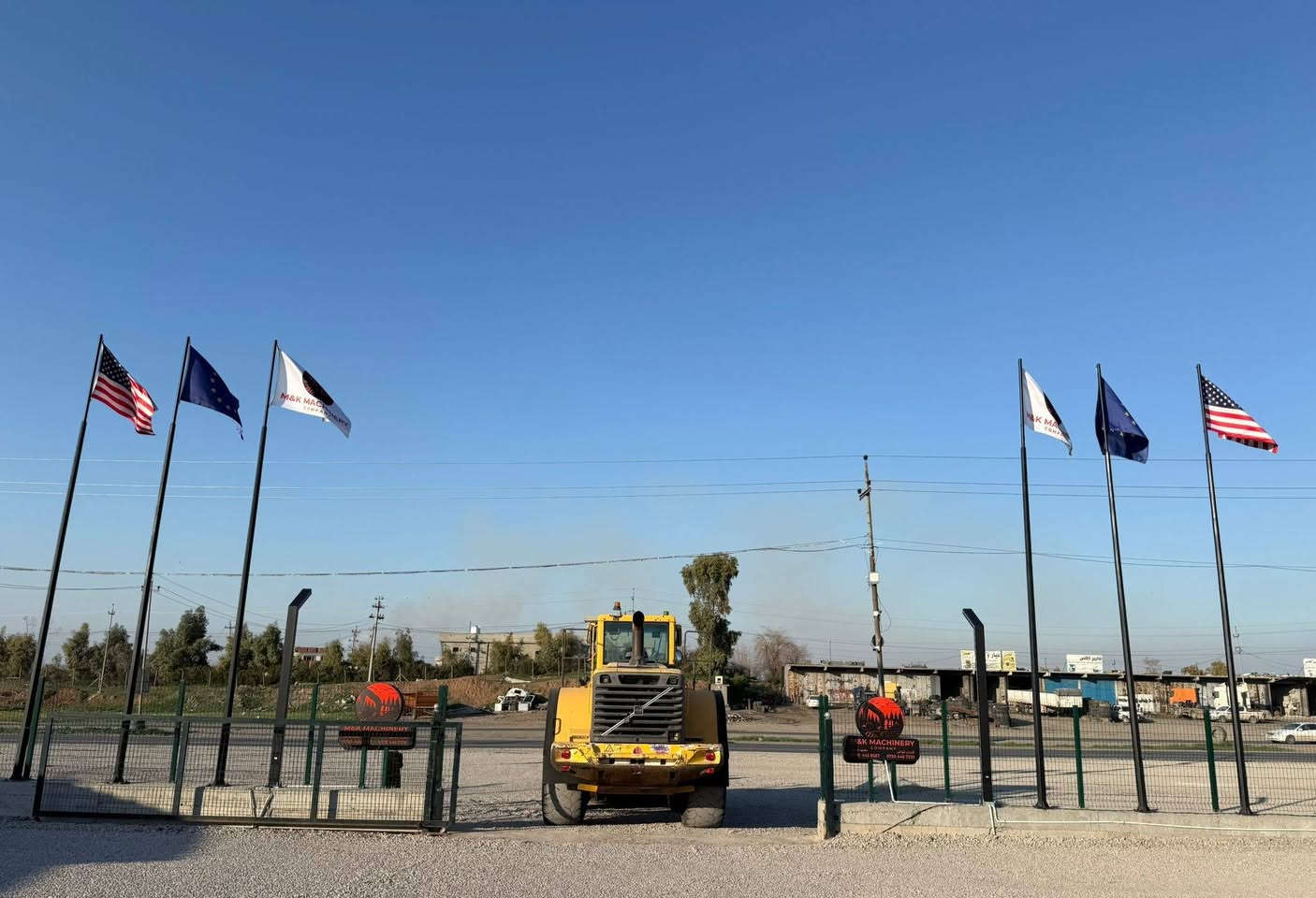 للبيع - بۆ فرۆشتن دخول جدید
———————
شفل  : VOLVO
حجم : L150E
موديل : 2005
مکان   :اربیل قضا ٕخبات معرض باران
—————————
بۆ زانیاری زیاتر پەیوەندی بکەن بەم ژمارە تەلەفۆنە 

***********
***********
