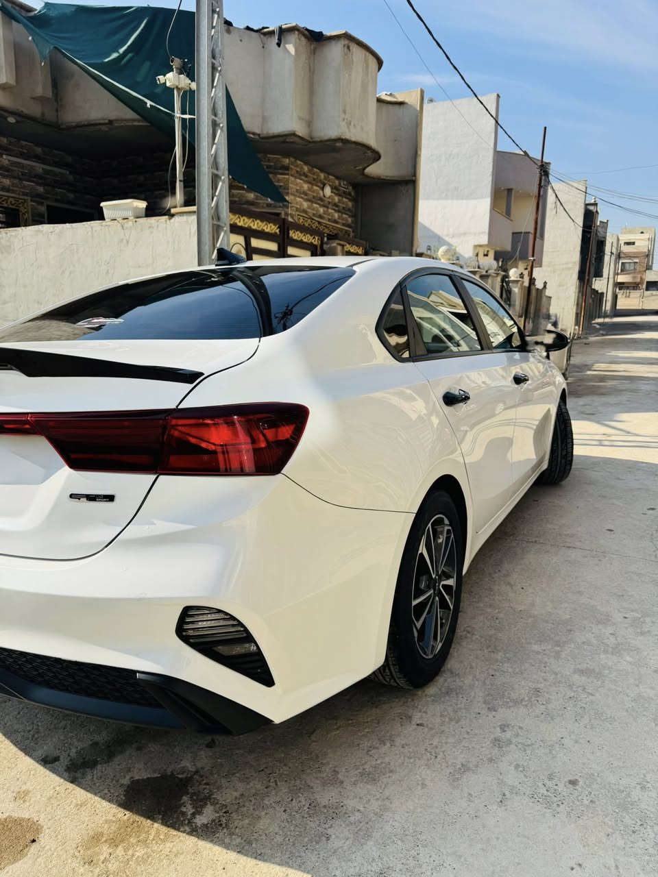 للبيع
كيا فورتي 🇺🇸✈️

موديل 2022
رقم دهوك دولي
موصفات LXS
ثلاث انظمة قياده (نورمان- سبورت-ايكو)✈️
ماشيه 69.000 كيلو متر حقيقي
محرك 20 دوش 
كير  بحاله جيده
شاشة اعطال 
رادار امامي 
تحكمات استيرن 
تحديد مسار 
شاشه ابل كار بلي
كاميره خلفيه دواره  
مري كهرب 
حساس اطارات 
ويل حجم 16
طخم اطارات جديد
بجم كبس 
(ايربكات سليمه)
(ضررها جاملغ خلف نفر بدون دواخل)
السعر 170 وبيها مجال للطيبين
مكاني موصل جانب الايسر 

للستفسار. على رقم ***********
