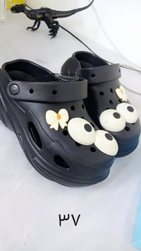 ملابس • قطعة • للبيع