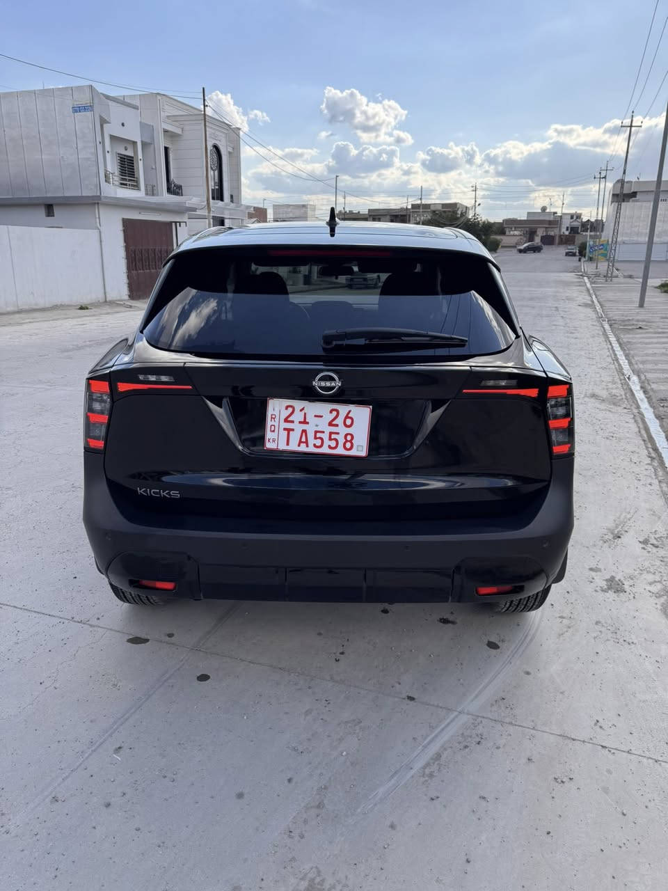 Nissan kicks 2025🌘⚡️SV
سيارة ماشية 3الاف فقط￼
بدون صبغ بدون تبديل بدون ايرباگ
جمعيع ايراباكتها سليمة 100%
فقط الدعامية الامامية مصلح و بيها مكانين pdr على گد اصابع فقط
السيارة رقم كاتي تترقم شمالي
بيها مجال للترقيم ٣ اشهر من يوم الشراء
مكان السيارة كركوك
*********** واتساب
السعر 183$و بي مجال
رقم الشاصي
3n8ap6ca8sl384952
