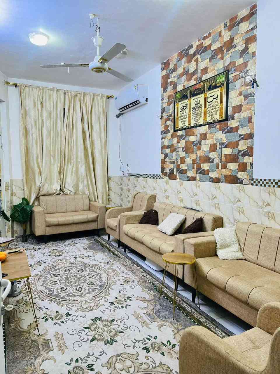 دار سكن طابقين للبيع 125 متر طابو ملك صرف البناء حديث يحتوي الطابق الاول على غرفة وصالة ومطبخ واستقبال ومجمع صحيات والطابق الثاني غرفتين نوم البناء طابوق كونكريت مسلح الارضيه مرمر مع توفر كافة الخدمات ماء مجاري تبليط العنوان كربلاء المقدسة قضاء طويريج حي ام الهوى شارع صيدلية المسرة قرب المدارس

للاستفسار 👇👇👇👇👇👇
 كربلاء المقدسة قضاء طويريج ام الهوى الجديدة مجاور بناية CHF
الفرع الثاني قضاء طويريج ام الهوى الجديدة مقابل شارع الباشا عقارات نوار
للاستفسار  ***********
*********** 
***********
 #كربلاء #طويريج #العراق #البصرة #عقارات #عقار #عقاراتللبيع
