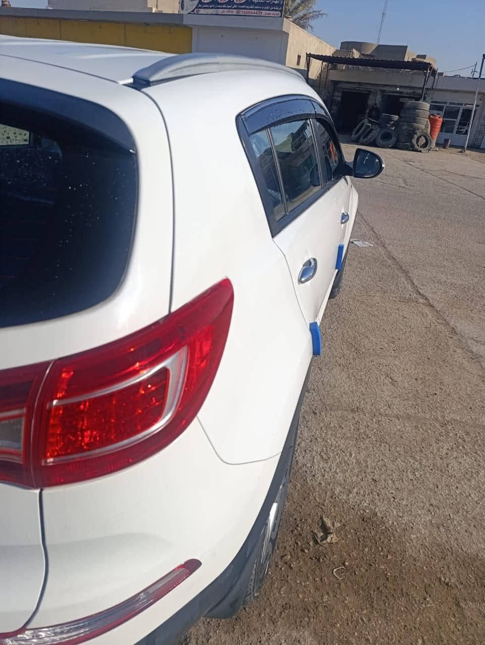 السلام عليكم
سبورتج موديل 2012
رقم بابل  بسمنه
السياره جاهزه تخم تاير حداديه كير محرك مكفولات
بيه سونار
كهربائيات شغاله كله
لايت زنون اصفر ميحاسب عليه المرور
تدفئه وتبريد شغال 
بيه رمونت عدد2
السعر 145وبيه مجال العنوان حله
رقم الهاتف 
*********** ابو علي
