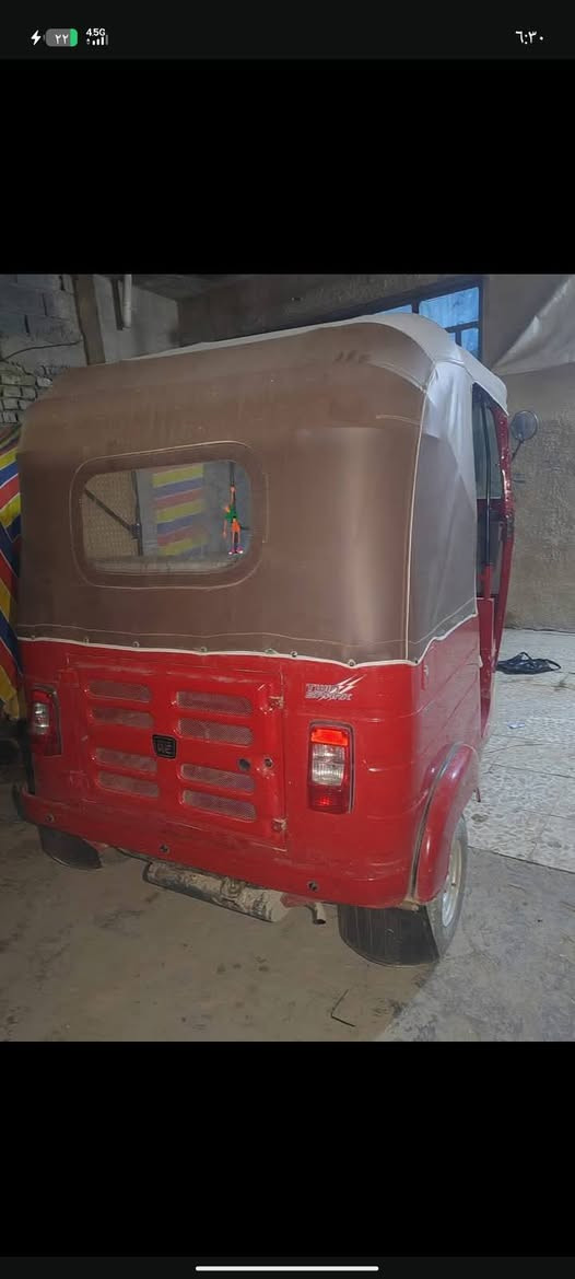 سلام عليكم حبايب من رخصت صاحب لكروب تكتك 17 اوراق نضيفه  سعر بمليونين ونص  المكان كربلاء ***********
