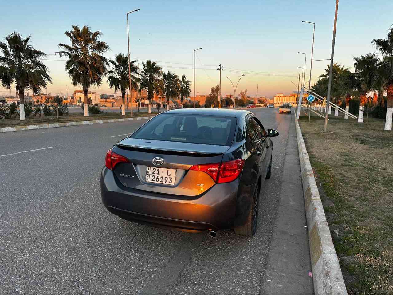 كورلا 2018 se جاملغ امامي جهة السايق مبدل بدون دواخل بدون ايرباك 
وباب خلف سايق مبدل بلادي 
اني مكلف بالنشر هذا رقم صاحب السياره ‭0770 932 2136‬
السعر 144 وبيها بسيط جداً كركوك, العراق
