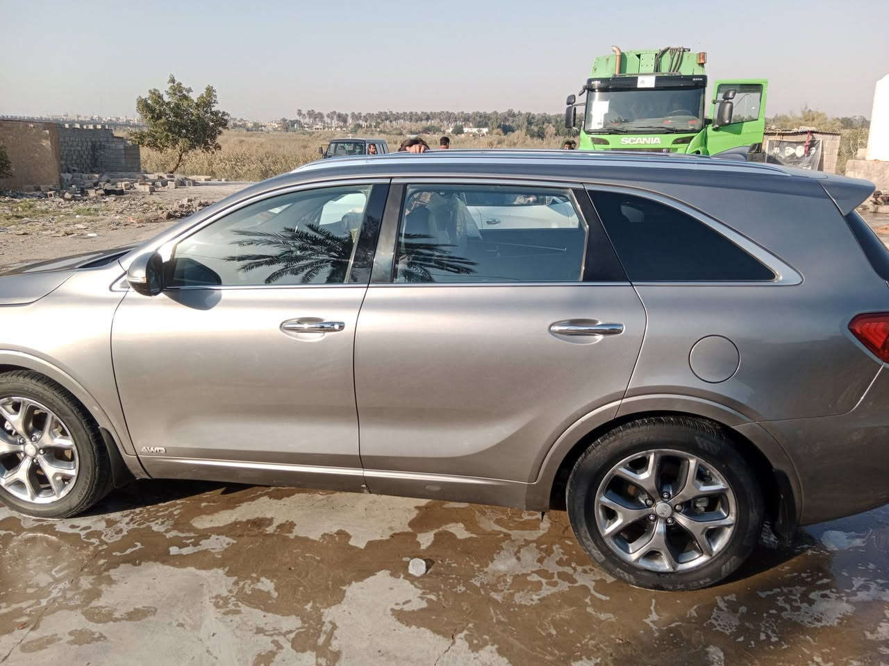 سورنتو للبيع موديل 18 أمريكي فول مواصفات بدون حادث 4سلندر رقم بغداد باسمي تواصل ***********
