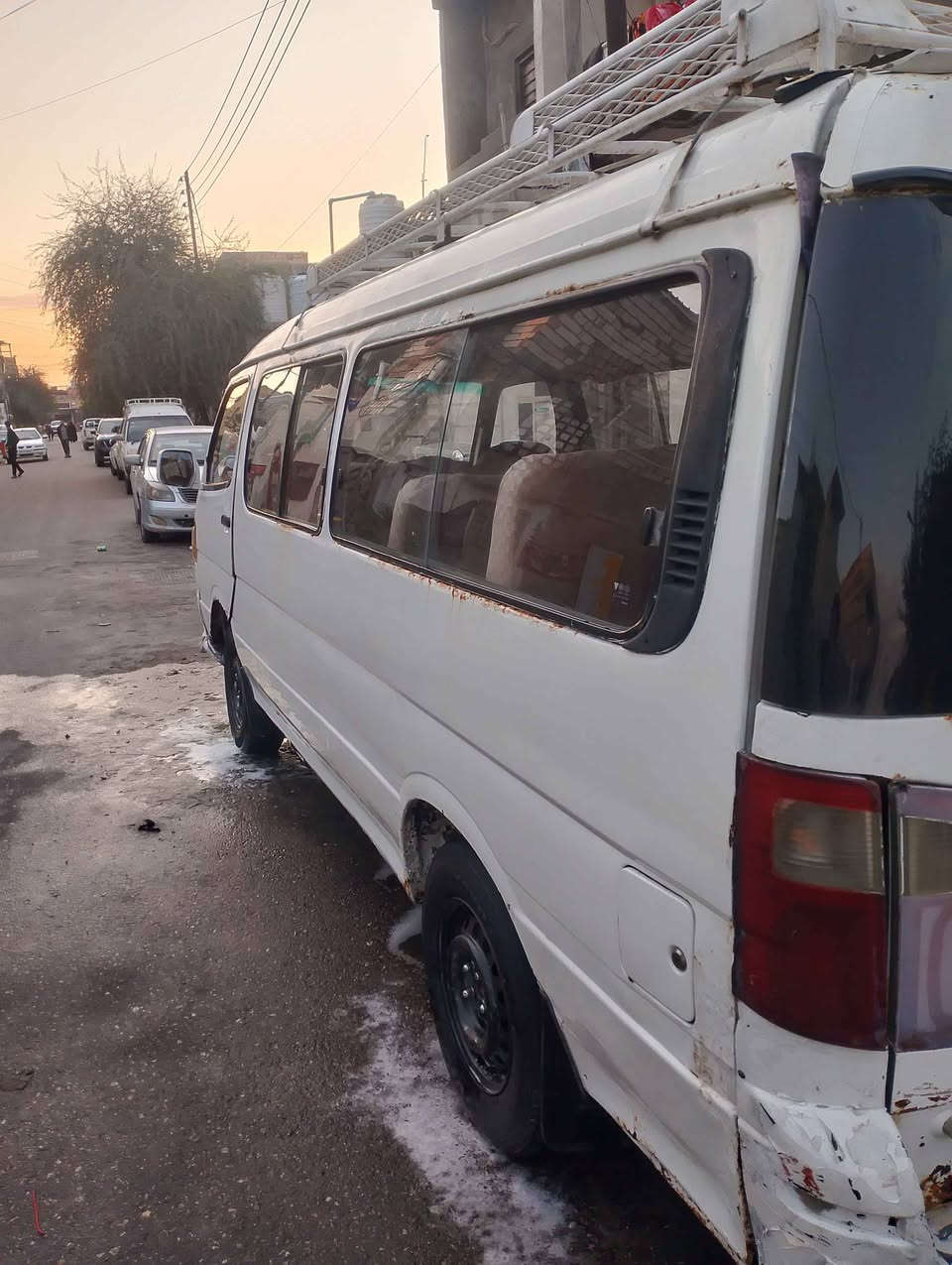 كيه فتون 14 راكب بيه مكينه ونجي 6 سلندر بعده بل جيس لا تنقيص لا تبخير مصفره هيئه غرامات مكينه كير حداديه كلهن جدد السياره ب اسمي رقم انكليزي سنويه لل 31 سعر 45 وبيه مجال قليل شعندك مراوس نزل و الرزق على الله *********** وتساب فقط Singapore
