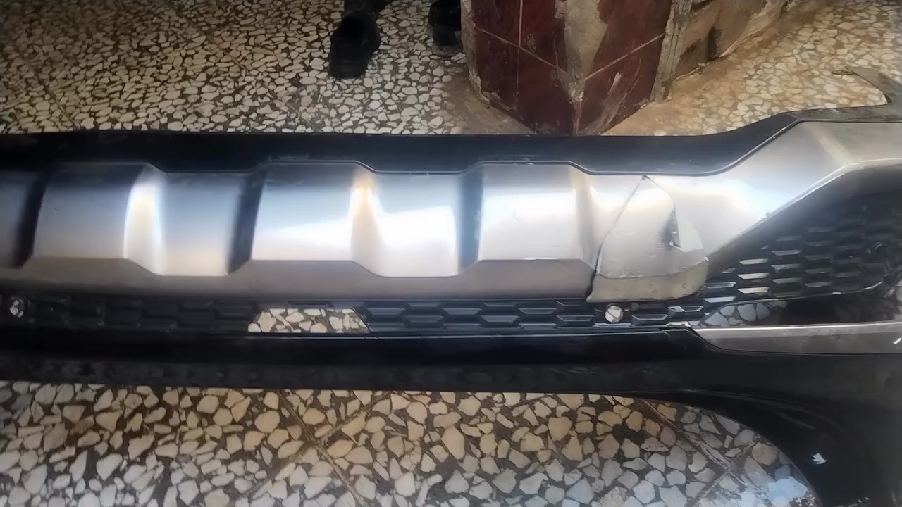 السلام عليكم عندي دعاميه خلفيه البيع ماله سبورتج امريكي 2023 لون سمتني  اتصل اذا شراي ***********
