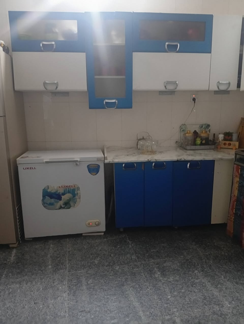 بسبب الوعود الكاذبه
مطبخ كامل للبيع بمليون ماابيع قطع
***********
