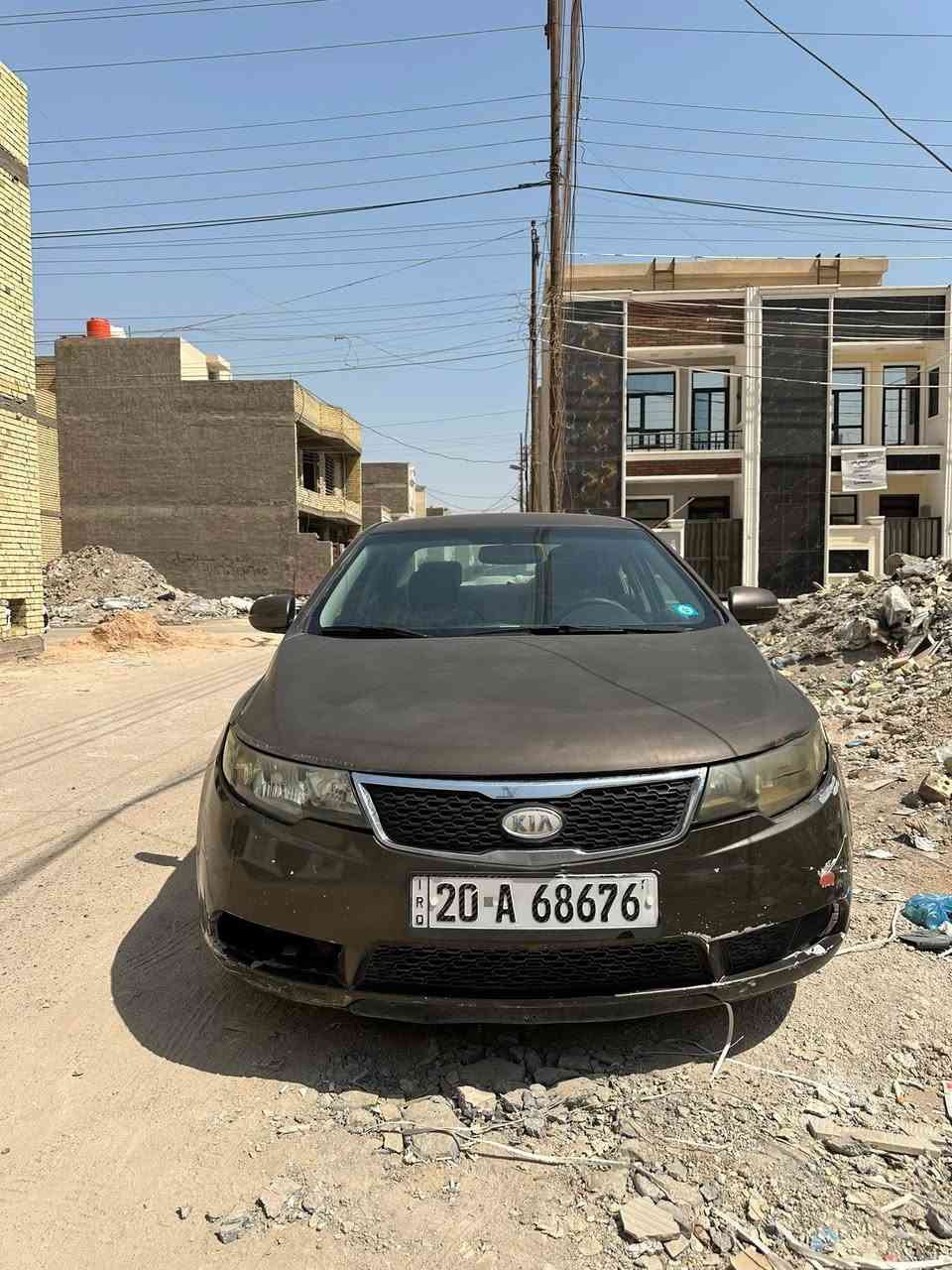 سلام عليكم 
عندي فورتي موديل ٢٠١٣ وارد امريكي 
رقم ديالى جديد وسنويه باسمي 
السياره محرك ٢٠٠٠ دوش بيها طخات ثنين 
تبريد شغال بيها نواقص قليله 
رايدها ٨٠ وبيها مجال بسيط 
مكانها بالدوره 
وهذا رقم تلفوني ***********
