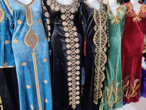 بسم الله والصلاة والسلام على رسول الله توفرعدنه قديفه الأصلي والسعر ارخص السوك والحمدلله العنوان كركوك حزيران سايدين مول النخيل قرب سوق الخضره محلات ابوسجاد تواصل *********** واتساب وحياكم الله زورونا تنورونا
