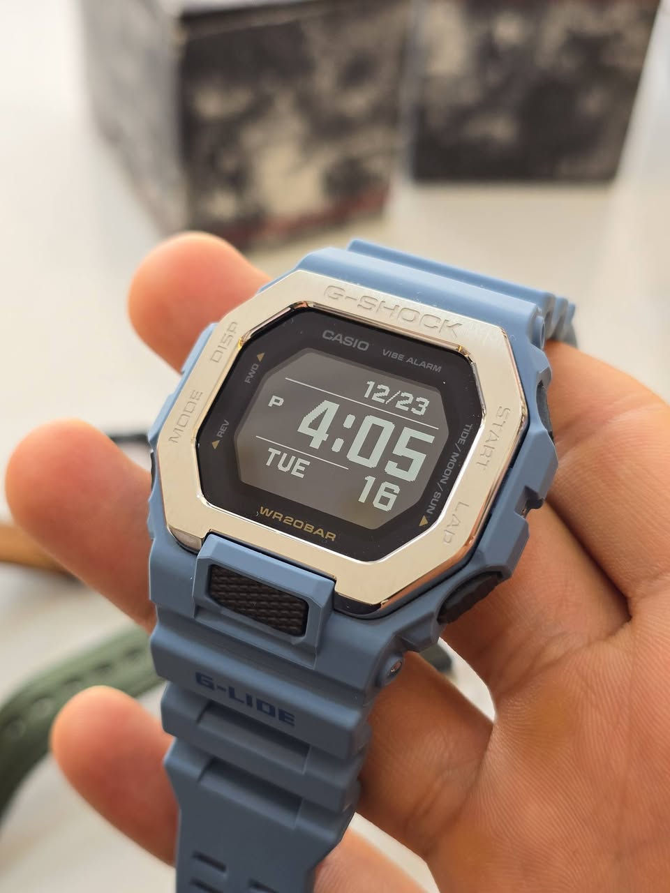 كاسيو - CASIO Watch
⬛ موديل:GBX-100 نظام بلوتوث [صنع في تايلند]

❗️أصلي ضمان دولي لمدة عامين من تاربخ الشراء 
✉️ شحن داخل العراق  
تواصل واتساب ***********☎️
⠀.........................................

⬛️ الحركة: بطارية CR2032 ضمان البطارية 10 سنوات
⬛️ سلسلة: GBX-100
⬛️ مقاومة الصدمات
⬛️ سهولة الرؤية في الظلام
⬛️ بلوتوث يتصل بالهاتف الذكي ويضبط الوقت تلقائيا 
⬛️خاصية الإشعارات (تنبيهات المكالمات والرسائل )
⬛️ خاصية العثور على الهاتف 
⬛️ تخبرك بوقت الغروب والشروق والضروف الجوية 
⬛️ تصميم رياضي
⬛️ لون غير لامع رائع MATTE
⬛️ السير: ربر راتنج حيوي
⬛️ الزجاج: زجاج معدني
⬛️ مقاوم للماء:  20بار
⬛️ القطر:  46ملم
⬛️ الوزن: 66 غرام
⬛️ الجنس: ذكر
⭐️ الأكثر مبيعاً..... لا تشيل هم للسعر 
⠀.........................................
#شكراً_لاختياركم_كاسيو
