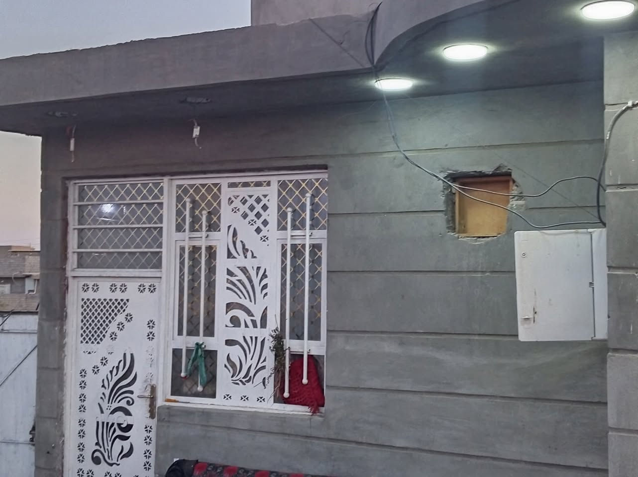 دار بيع حواس قرب المدرسه  الحواس  الاستفسار  ***********
