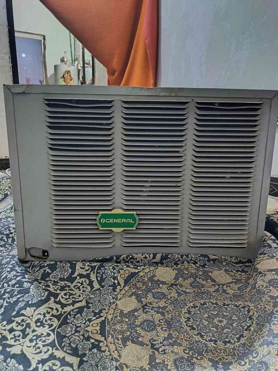السلام عليكم مكيف طن ونص مكفول كفاله عامه جنرال الاصلي تبريده ثلج شرط ما داخل تصليح ابد تفحص يمي الا تاخذ شرط التبريد السعر ٢٥٠ الف المكان البصره ٥ ميل


**إذا كنت صاحب هذا الإعلان وتريد حذفه لأي سبب، رجاءا أرسل رسالة إلى الدعم الفني**