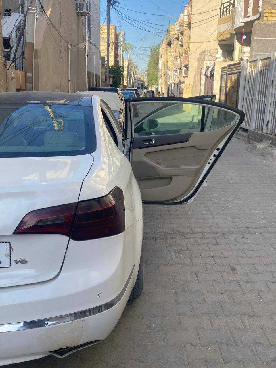 كيا كادينزا
موديل ٢٠١١

وارد خليجي 

السيارة بسمي تحويل مباشر 

التفاصيل موجودة بالمنشور وي السونار 

مكاني بغداد 
***********

السعر ٧٩
