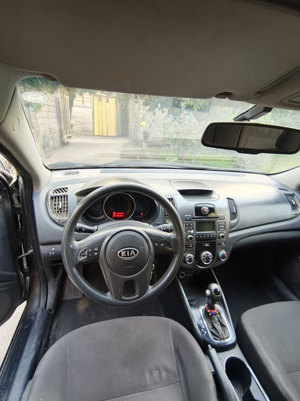 كيا سيراتو موديل2011 مكان بغداد
السعر 95للتواصل علة رقم***********
