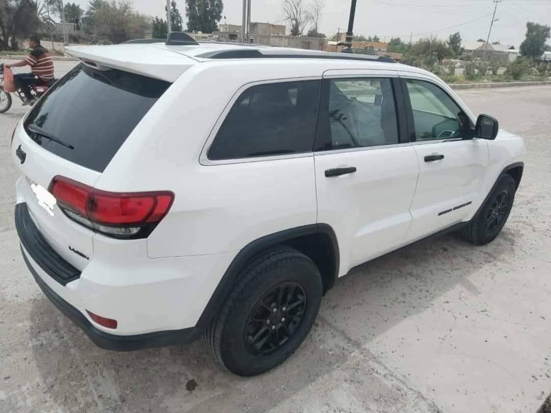 للبيع او المراوس جيب 2020 رقم اربيل بيه فقط الي مأشر عليه بالصوره بارد ومكحلي بدون ارباك بدون فتح اي برغي السياره جاهزه بدون نقص ***********
