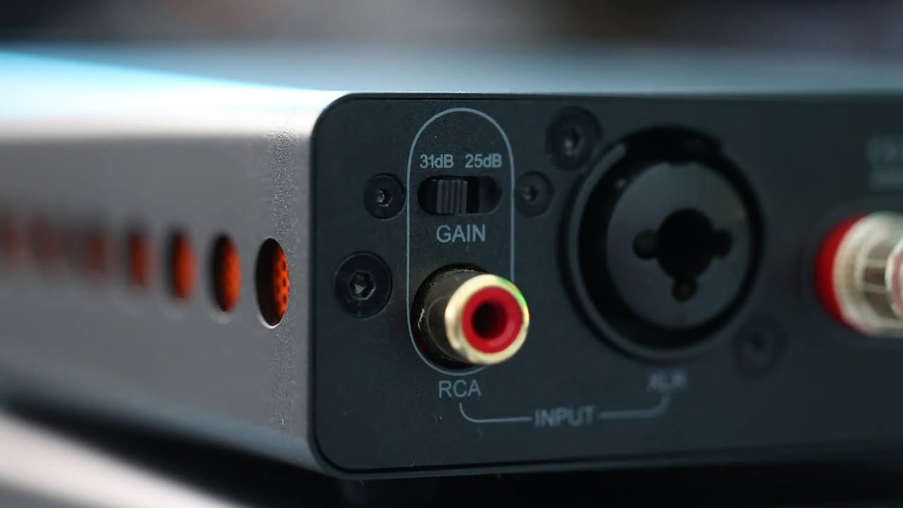 امبليفاير من Fosiaudio V3 mono
جديد كبس 
المهتم يفضل بمراسلتنا ويدلل


**إذا كنت صاحب هذا الإعلان وتريد حذفه لأي سبب، رجاءا أرسل رسالة إلى الدعم الفني**