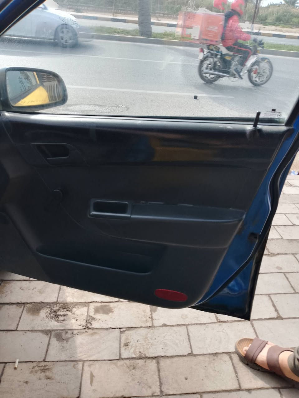 سلام عليكم افيو صفره رقم نجف انكليزي 2007سنويه 29كير مكينه تبريد كفاله مكان نجف حي ميسان 
***********سعر 40وبيها مجال
