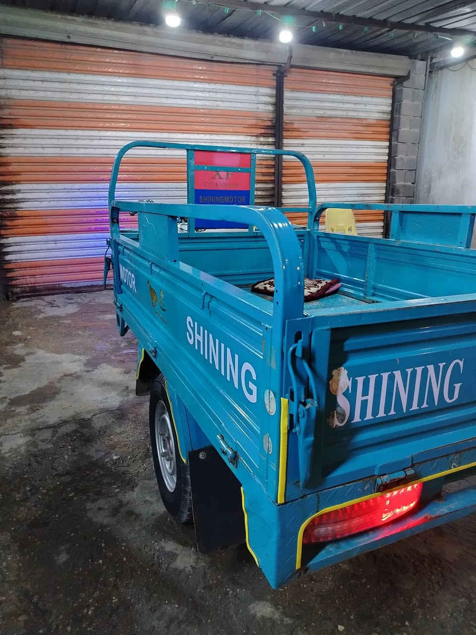 السلام عليكم ستوتة صقر للبيع موديل 2022 ستوتة احلة من الصور محرك الفهد اوراق اصولية بلال مگمرگة يعني كبل ترقم بيهة بكن بس خير من لله السحب مالهة شلعة خير من لله لاتنقيص ولاتبخير الستوتة بلادية سعرهة مليون أو 900 وبيهة مجال *********** العنوان بغداد أم الكبروالغزلان قرب تقاطع الكيارة
