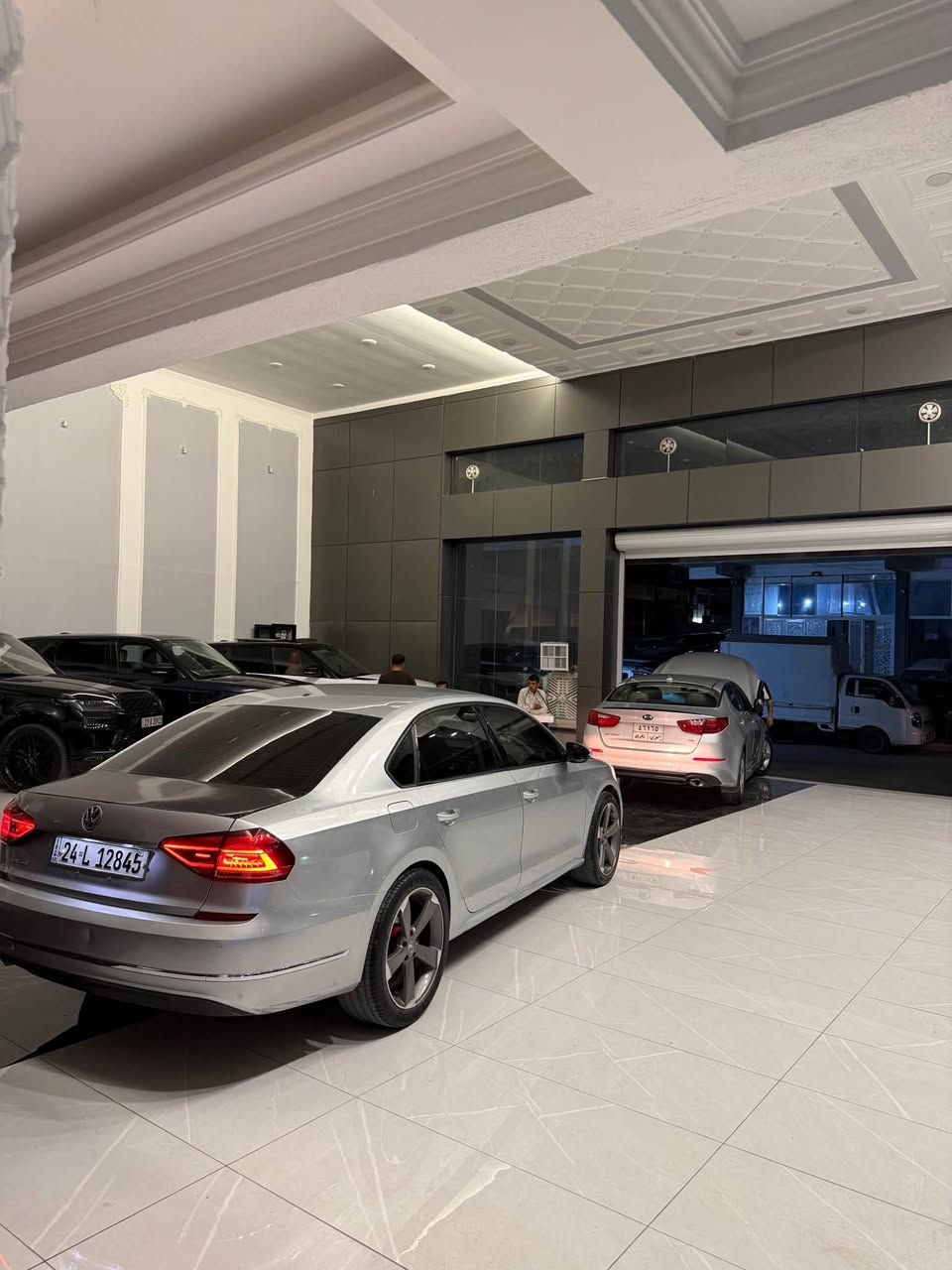Passat 2018 
باسات ٢٠١٨ تكسي مطار خليجي ٥ سلندر 
كير محرك شرط
سياره بي حيزام بدون حادث بدون معجون 
تبريد كير محرك شرط 
سعر١٠٧ورقه مكاني دهوك رقم دهوك رقم سنوي جديد دهوك, العراق


**إذا كنت صاحب هذا الإعلان وتريد حذفه لأي سبب، رجاءا أرسل رسالة إلى الدعم الفني**