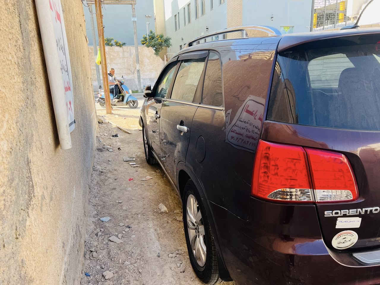 سورنتوا ( 13 ) أمريكي فول مواصفات 
مكينا ( 6 ) 3300 
رقم كربلاء إنكليزي 
تبريد تخم تاير حداديه منضومه بانزين كله جديد 
شرط جديده السياره 
فول مواصفات واحد ع واحد 
مكان السياره كربلاء 
حادثه جاملغ ايسر او نفسه امصلح 
السعر ( 140 ) $ 
***********
