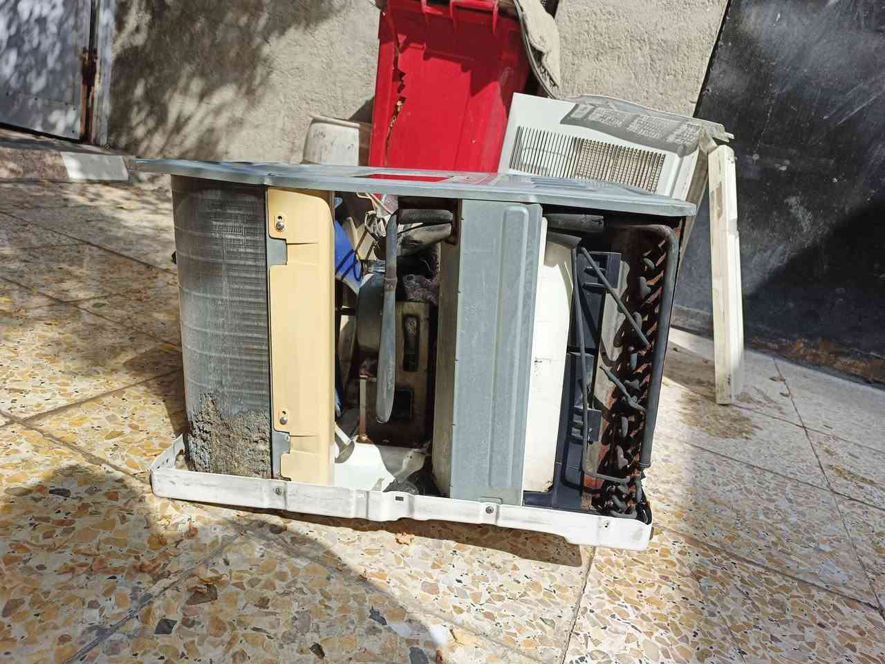 سلام عليكم مكيف نوع ميديا للبيع الراديتر مالته ماكول شوي من وره مثل مموضح بل صوره بس تبريده خير من الله ممصلح أبد رايده 190بي مجال للطيبين مكاني بغداد مدينة الصدر الدسيم خابرني على رقم ممتواجد على النت *********** وخادم
