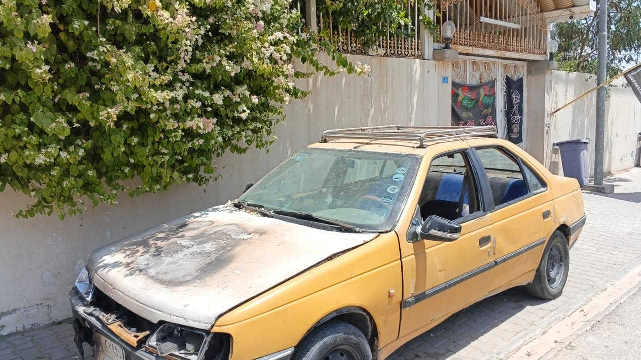 بيجو 405 نجف اصواليه مداور ثاني يوم متضرره حرق محوك اببع واقع حال ااسعر مليون موجوه باانجف ***********.
