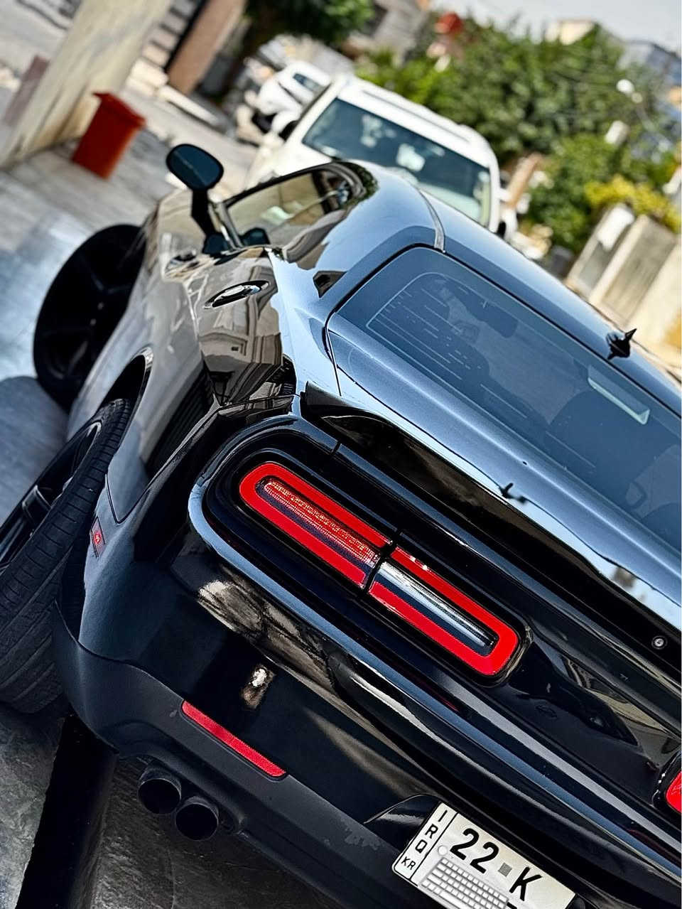 Dodge chalenger 2016 SXT 
محرك ٦ سلندر
سياره بدون حادث بدون ارباك
فقط شبر جاملغ خلفي صبغ و جاملغ امامي سائق مصبوغ
بدون دواخل بدون ارباك
الف دينار مابي مصرف
سياره ب اسمي فحص هزه سنوي كلها جديد
واتساب / *********** رقم اربيل مكان سياره اربيل
 كلين داخل بوه تةنها بستيك جاملغى دواوه و جاملغيكي پيشى سبوغه بى زورى بى ارباك نرخى ١٤٢ وةرةقة و كةميك مةجال  شوين هةولير أربيل, العراق
