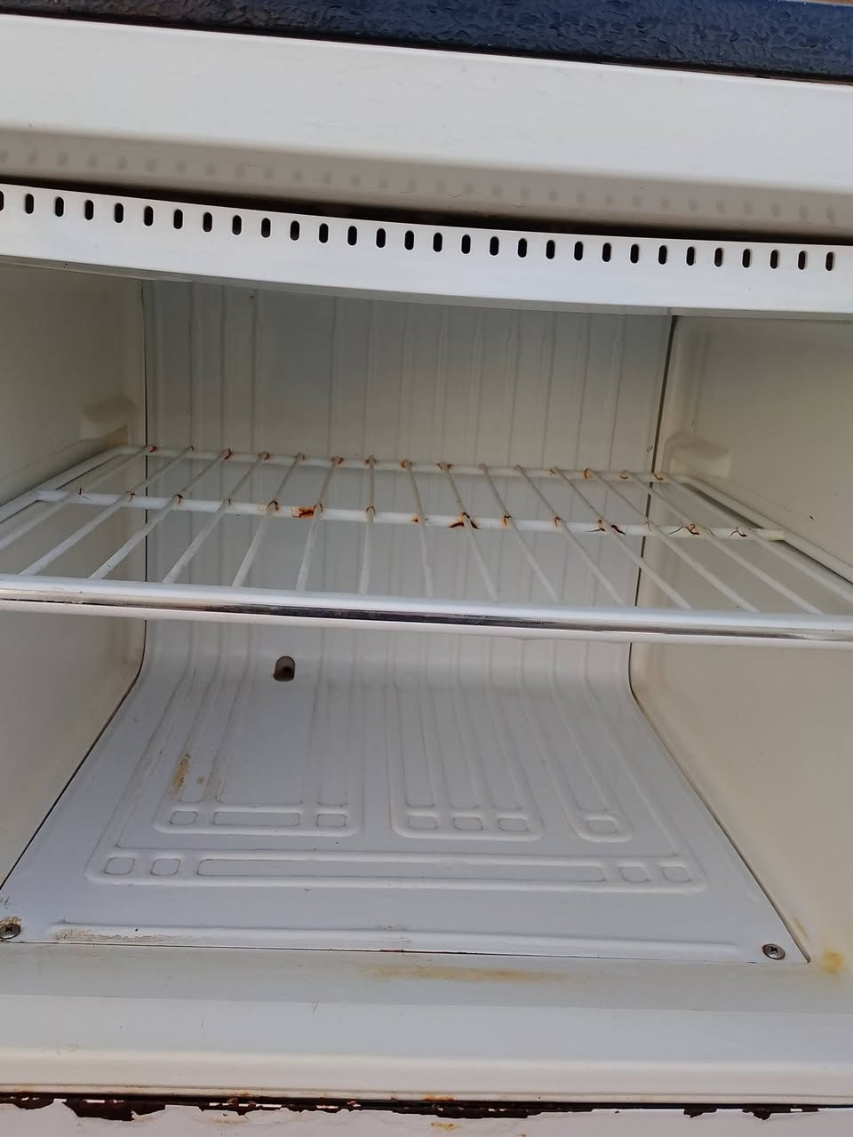 عندي ثلاجه نقص غاز كلش نضيفه ولا اي شخط مابيه لون مارون لحجم 12 نضافه فول بسعر 35


**إذا كنت صاحب هذا الإعلان وتريد حذفه لأي سبب، رجاءا أرسل رسالة إلى الدعم الفني**