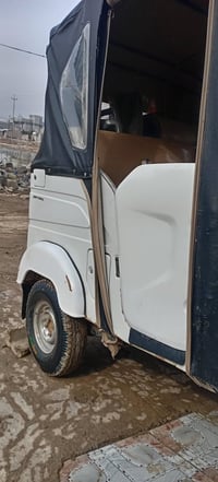 تكتك للبيع 21 موجود خاص والسعر خاص07737376650