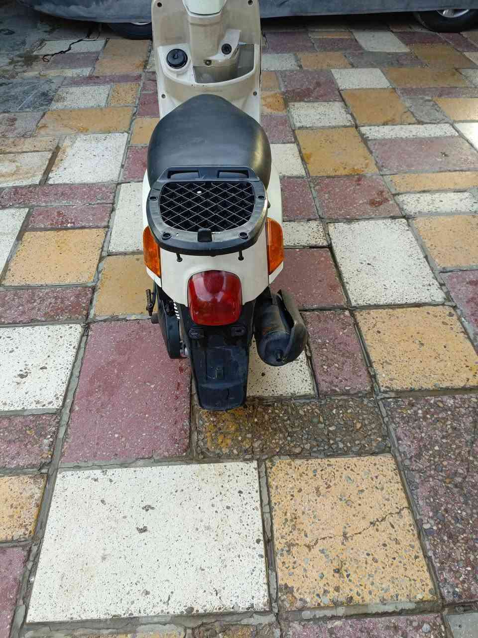 سلام عليكم للبيع دراجه ماكس بوليسي كل نقص مابيه شغاله سلف وهندر مكان بغداد المشتل سعر 750.  وبيه مجال شراي يتصل على الرقم ***********
