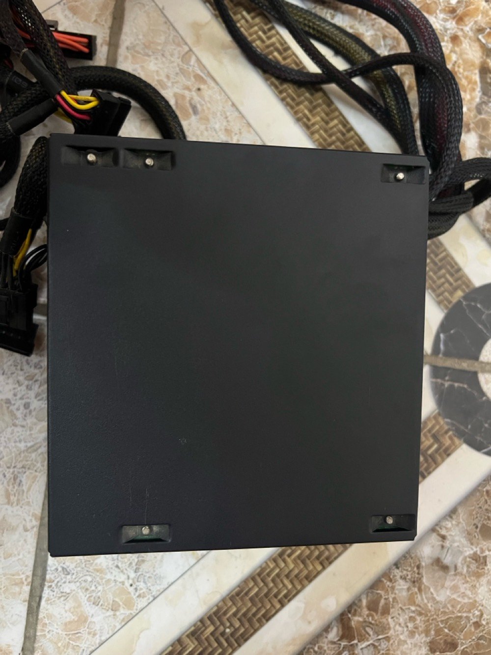 بور سبلاي ماركه روكت 
بي لد داخلي اضائة RGB
٥٠٠w 
(مستخدم)