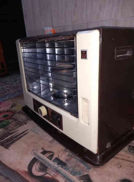 السلام عليكم
للبيع صوبه عشتار 
انتاج شركة الصناعات الخفيفة .
احله من الجديد 
بغداد وتوصيل للمحافظات 
***********
