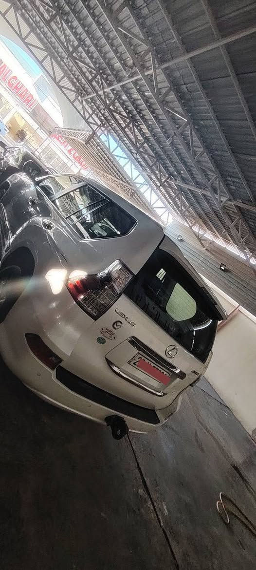 سلام عليكم لكزز برادو مديل2019  فطيم اصل
ماشيه 82اصل 
سياره كفاله عامه 
كشنات جلد حار +بارد 
فتحه بسقف 
سترين كهرباء خزن يصعد وينزل 
سياره لايت اسود زنون 
سياره رقم اربيل جديد بسم شركه 
رقم اهاتف***********بي واتساب 
المكان السياره النجف الاشرف
