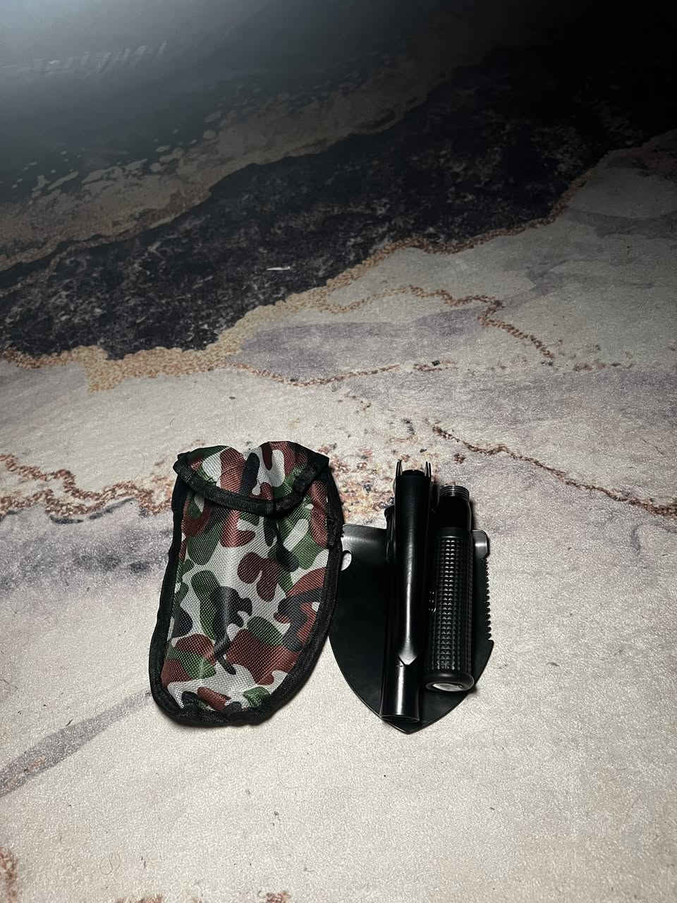 مجرفة صغيرة يدوية ملحق بمعول استرالي المنشأ
جديد غير مستخدم✨


**إذا كنت صاحب هذا الإعلان وتريد حذفه لأي سبب، رجاءا أرسل رسالة إلى الدعم الفني**